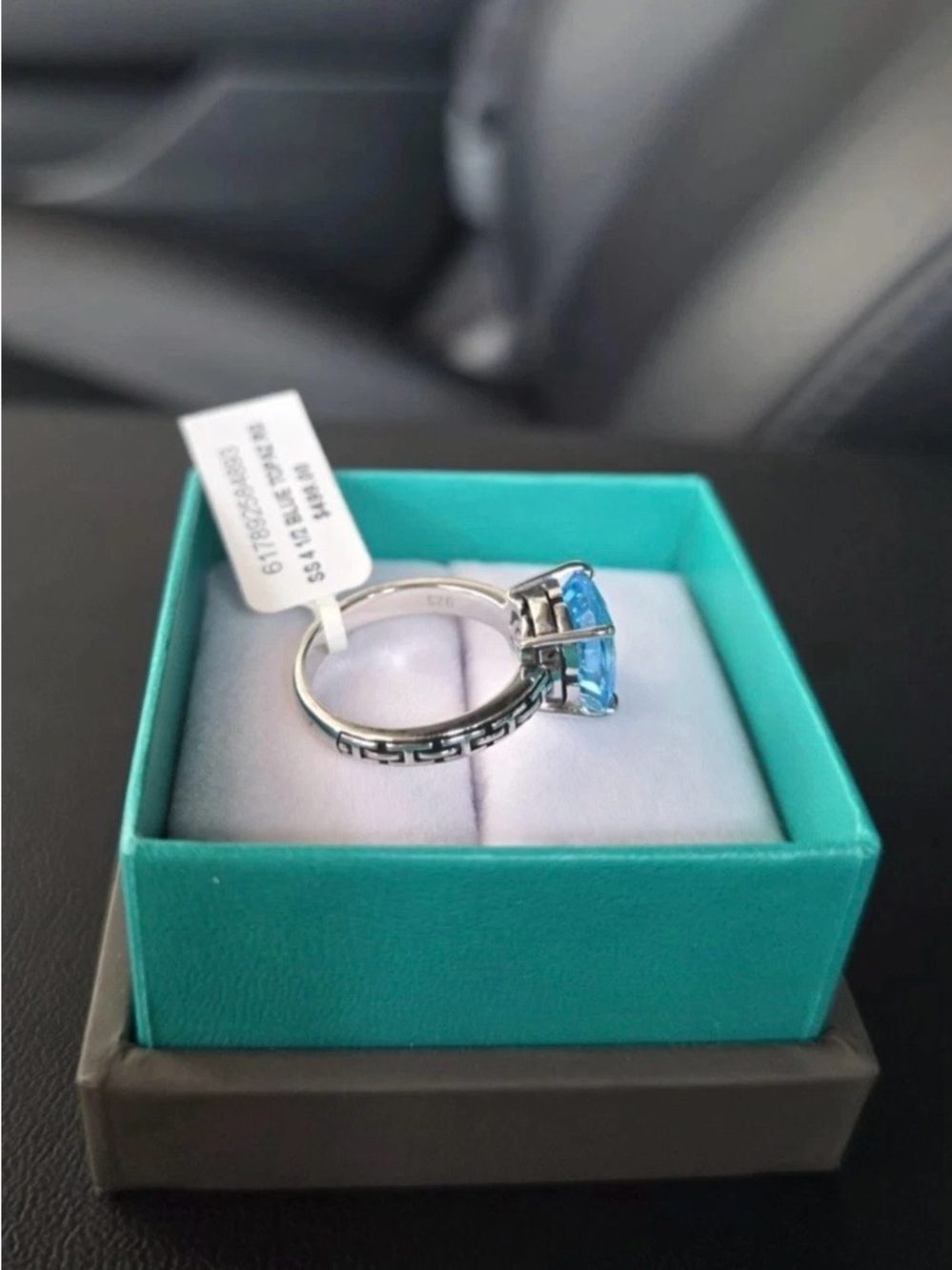 4.5 Kt. GORGEOUS BRILLIANT Effy Ring with Bright Topaz Cushion Cut Gemstone - Picture 2 of 10